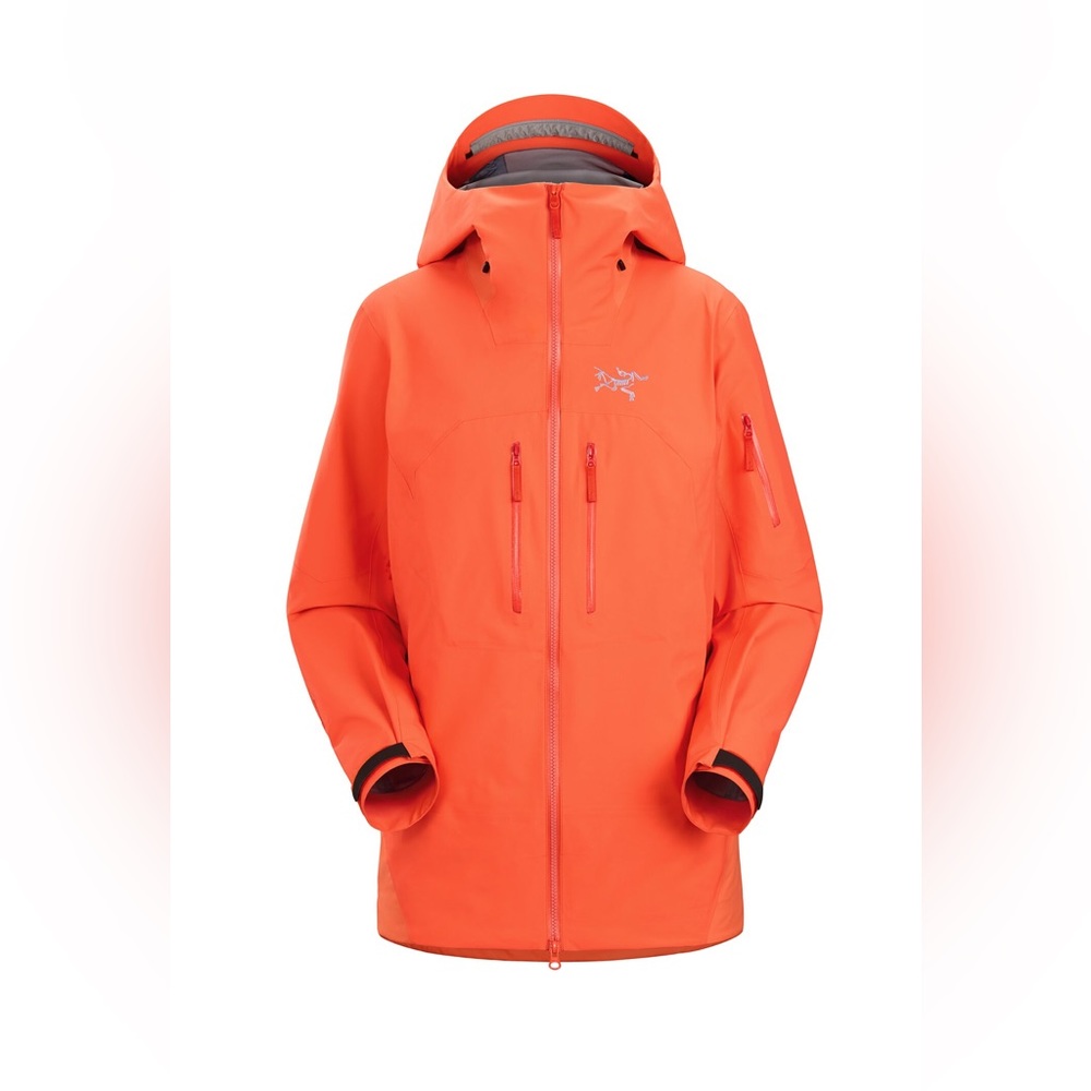 Arcteryx Women’s Rush Jacket Shell in Phenom